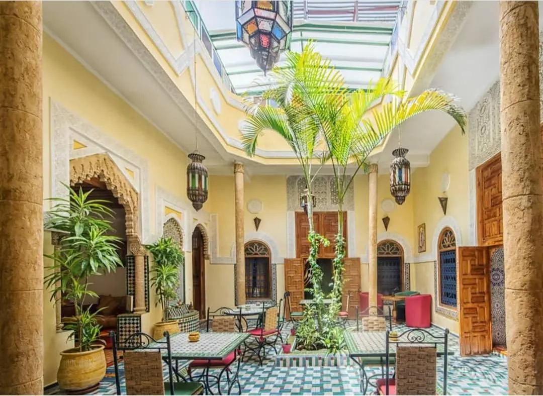 Le patio et sa verrière