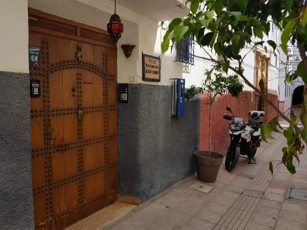 La ruelle devant la maison